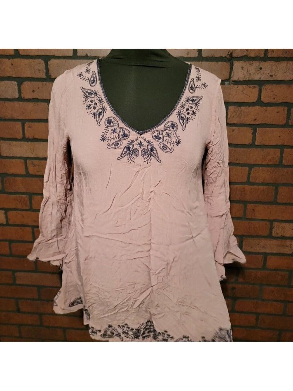 Double Zero. Mocha tunic with Navy embroidery.  Large.